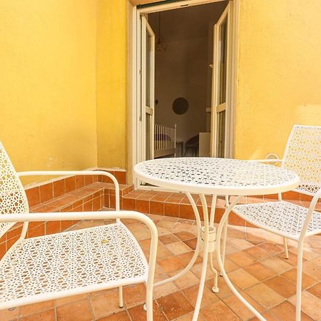 סלרנו B&B La Fenice Suite מראה חיצוני תמונה
