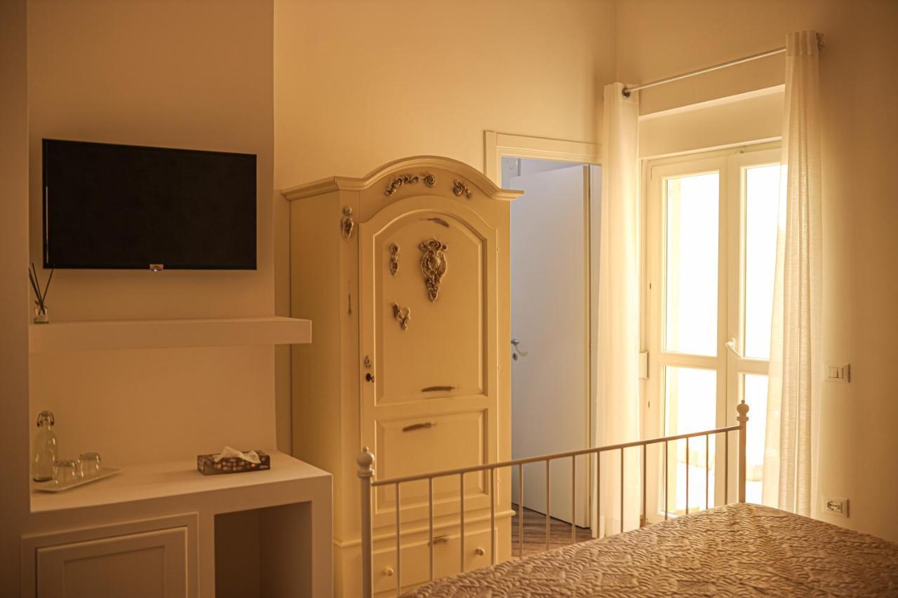 סלרנו B&B La Fenice Suite מראה חיצוני תמונה