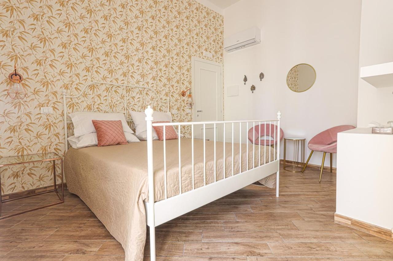 סלרנו B&B La Fenice Suite מראה חיצוני תמונה
