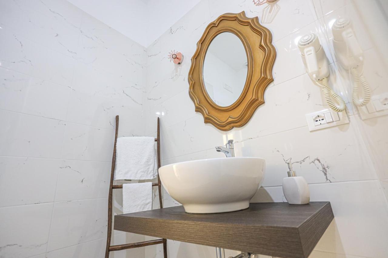סלרנו B&B La Fenice Suite מראה חיצוני תמונה